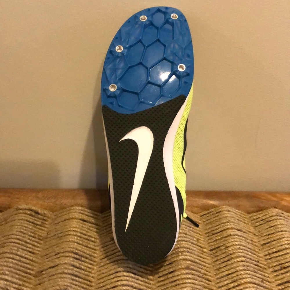 Nike - Picture 4 of 5